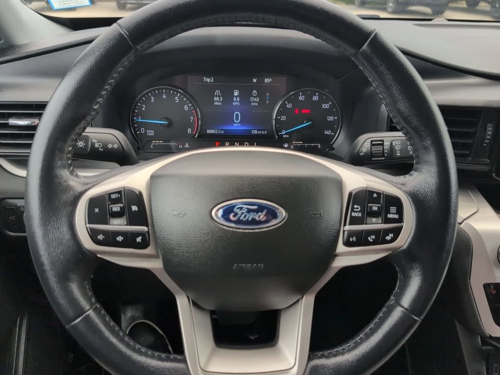 Certified 2022 Ford Explorer XLT image 17