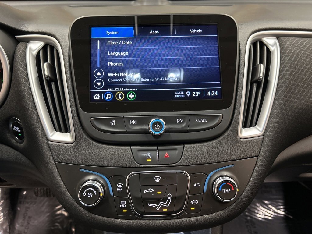 Used 2022 Chevrolet Malibu RS image 23