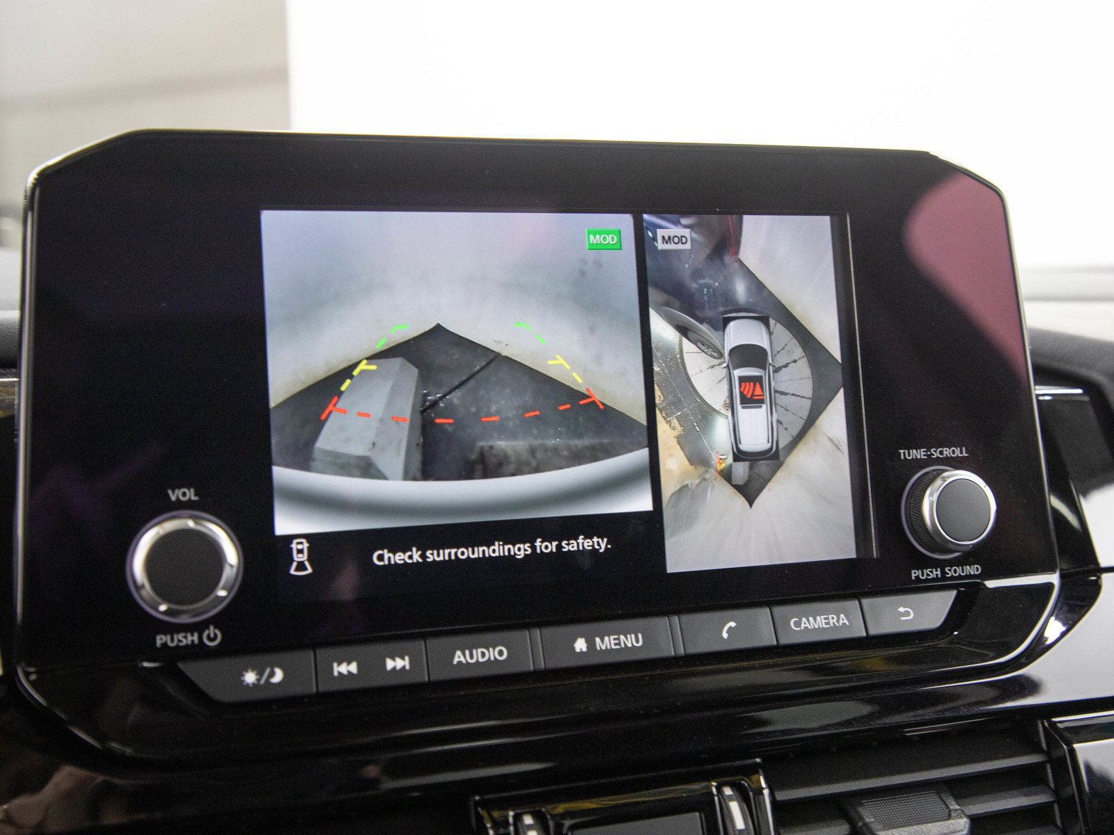 Used 2024 Nissan Pathfinder SV AWD/4WD image 31
