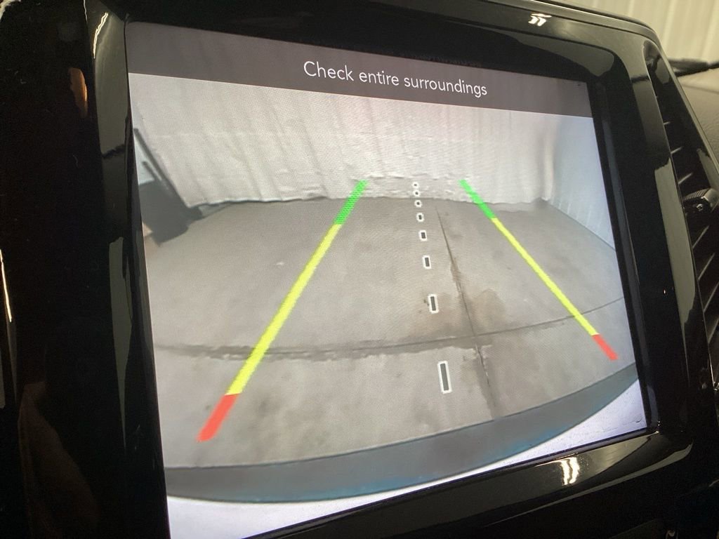 Used 2020 Jeep Cherokee Limited AWD/4WD image 11