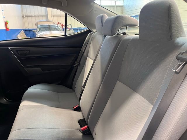 Used 2015 Toyota Corolla L image 18
