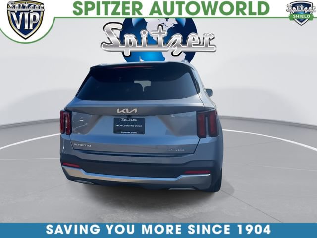 Certified 2025 Kia Sorento S FWD image 8