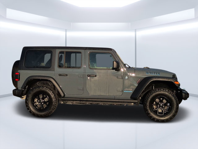 Used 2024 Jeep Wrangler Unlimited AWD/4WD image 2