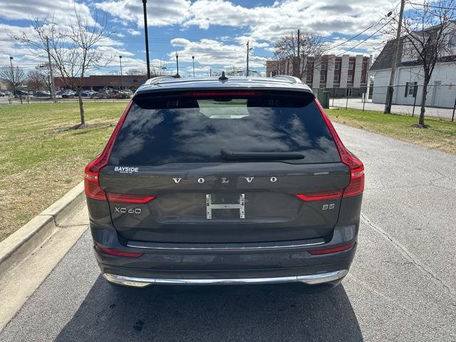 Used 2022 Volvo XC60 B5 Inscription FWD image 18