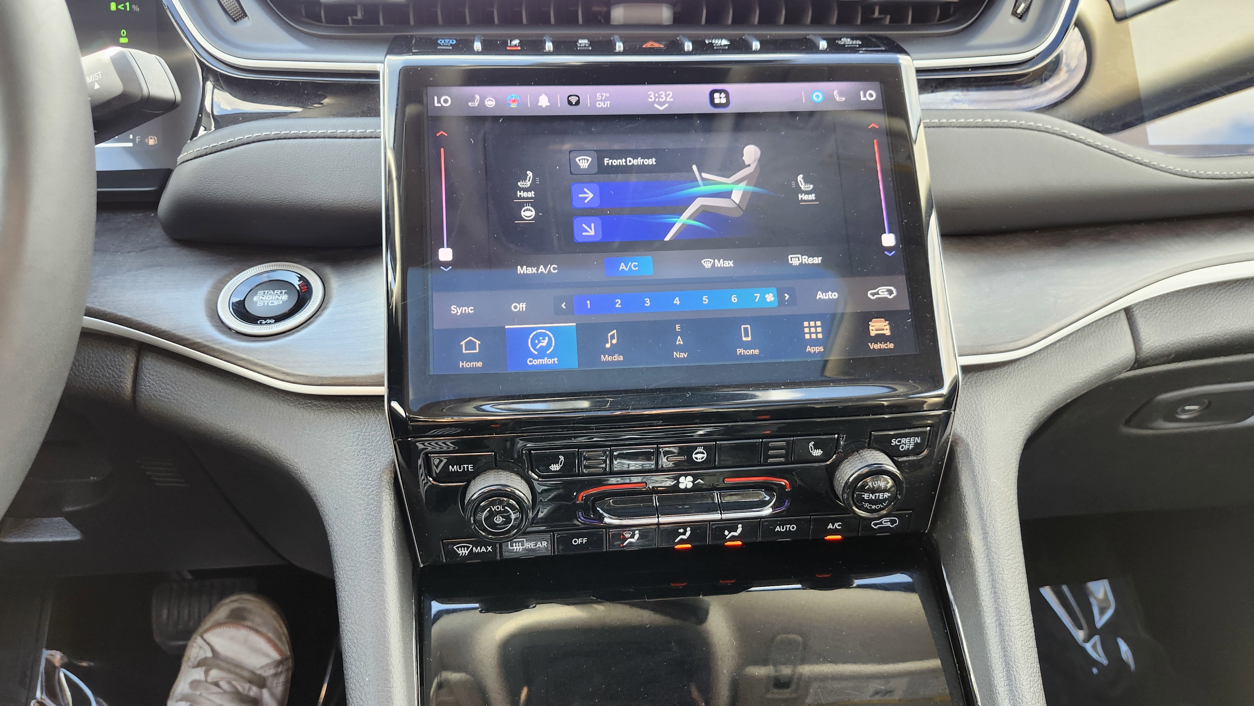 Used 2023 Jeep Grand Cherokee 4WD 4xe image 34