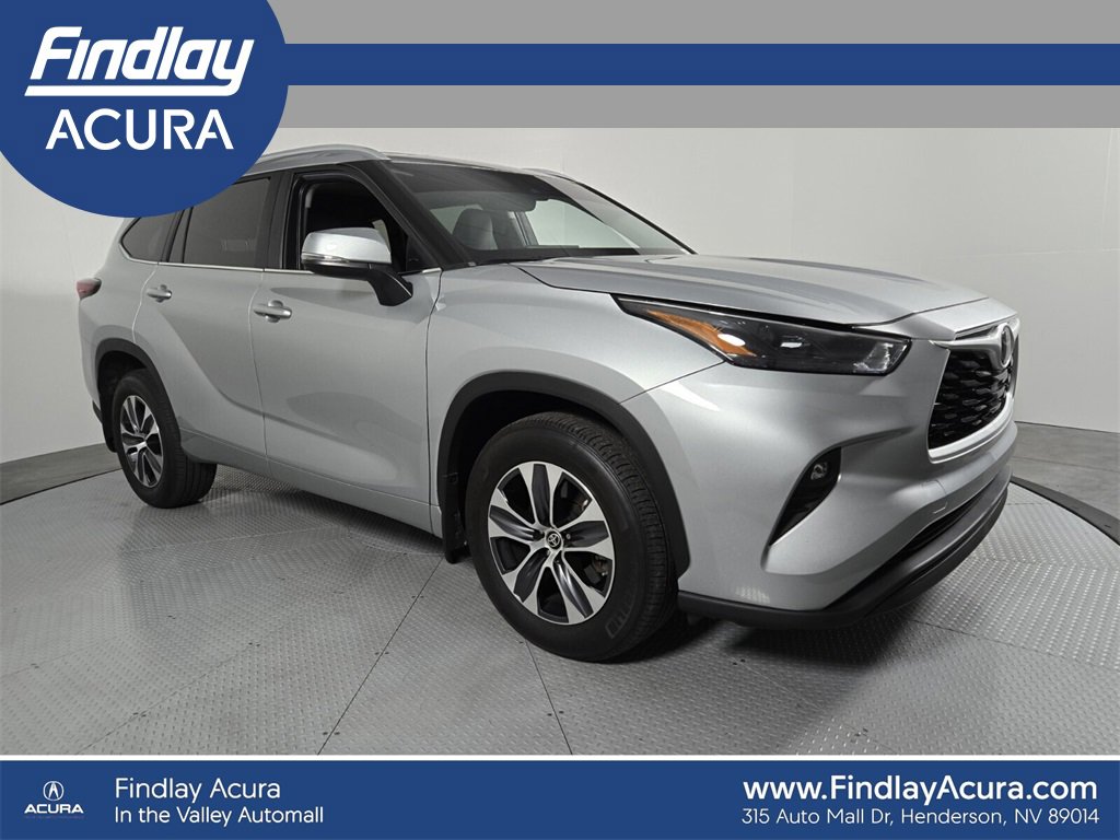 Used 2024 Toyota Highlander XLE