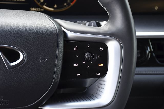 Used 2025 INFINITI QX80 Pure RWD image 9