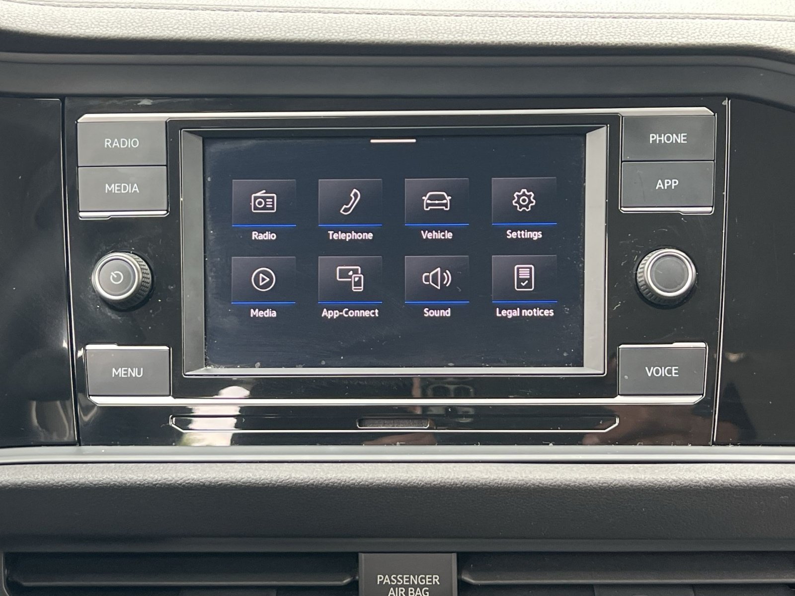 Used 2022 Volkswagen Jetta S FWD image 19