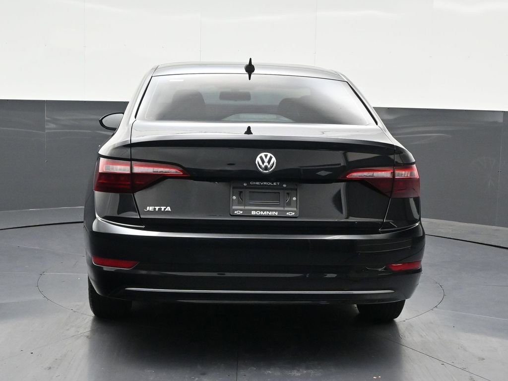 Used 2020 Volkswagen Jetta SE FWD image 4
