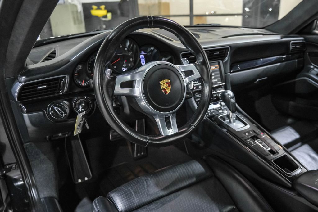 Used 2016 Porsche 911 Carrera Black Edition RWD image 11