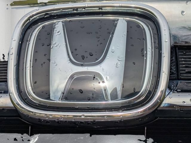 Used 2021 Honda Pilot Touring image 9