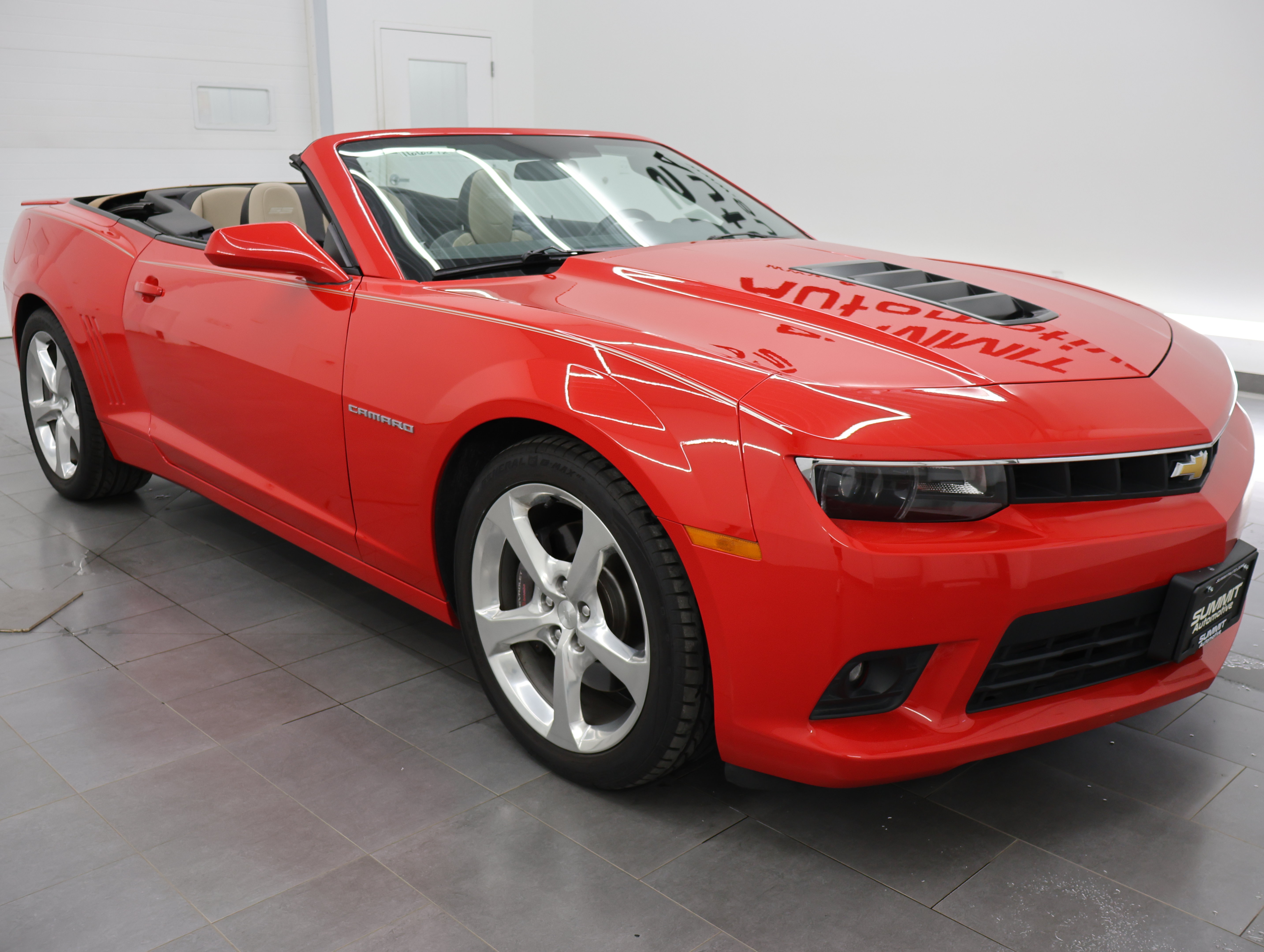 Used 2014 Chevrolet Camaro SS w/ RS Package RWD image 2