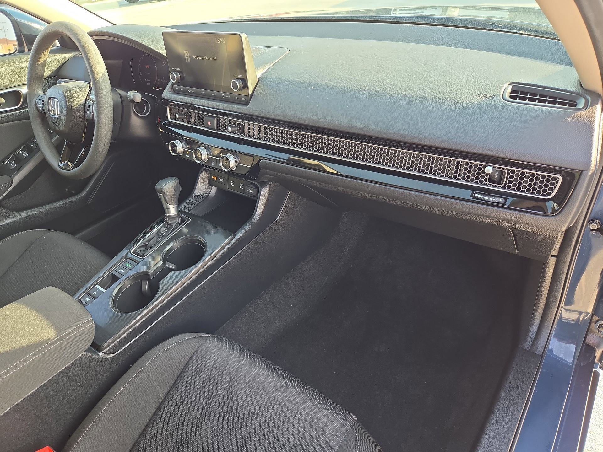 Certified 2025 Honda Civic LX image 31