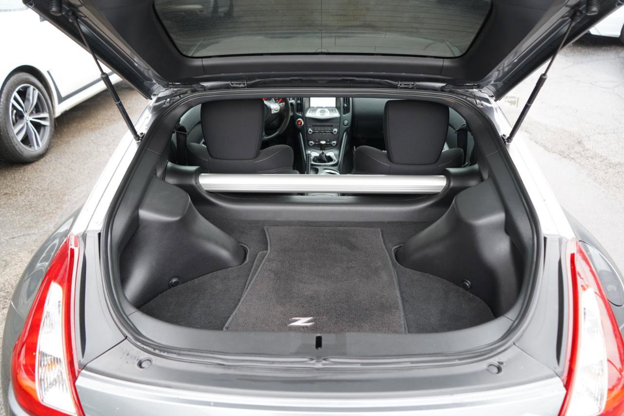 Used 2016 Nissan 370Z Coupe image 46