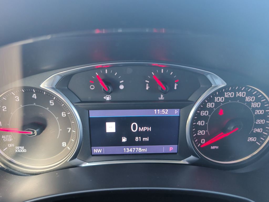 Used 2020 GMC Terrain SLT w/ GMC Pro Grade Package image 12