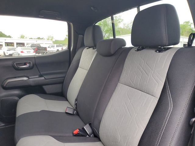 Used 2023 Toyota Tacoma TRD Off-Road image 10