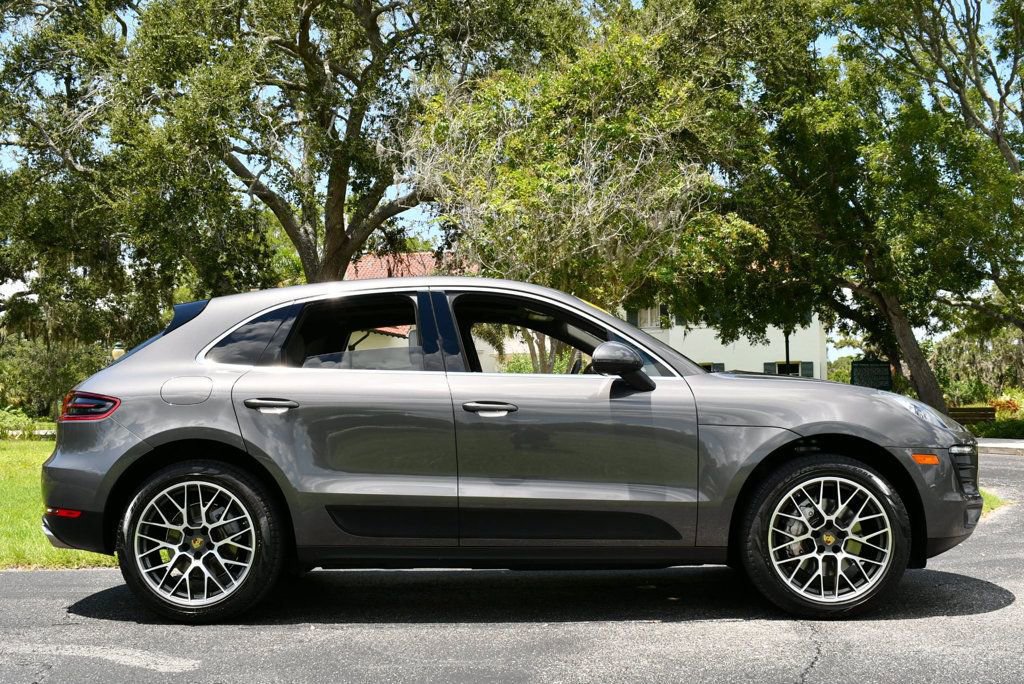 Used 2017 Porsche Macan S image 34