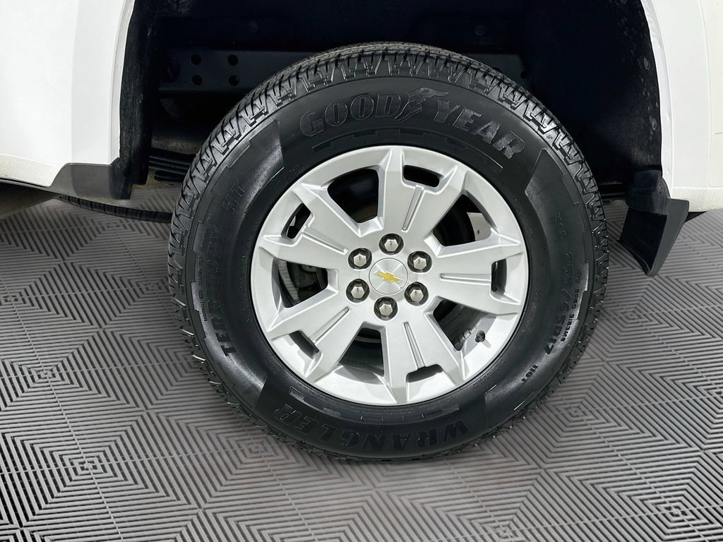 Used 2018 Chevrolet Colorado LT AWD/4WD image 30