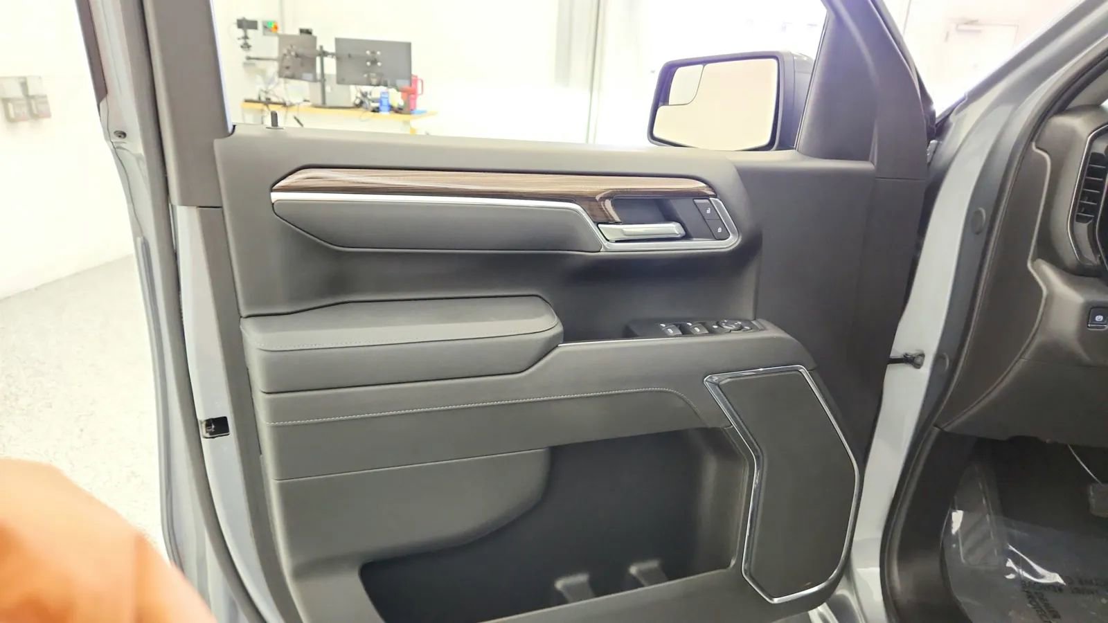 Used 2025 Chevrolet Silverado 1500 LT Trail Boss image 25