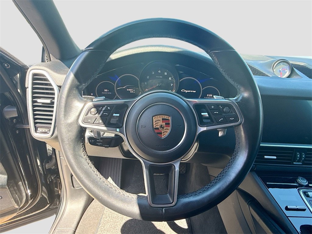 Used 2019 Porsche Cayenne Base w/ Premium Package image 12