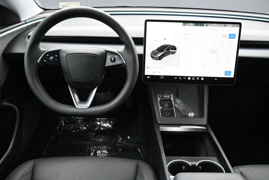 Used 2024 Tesla Model 3 Standard Range RWD image 5