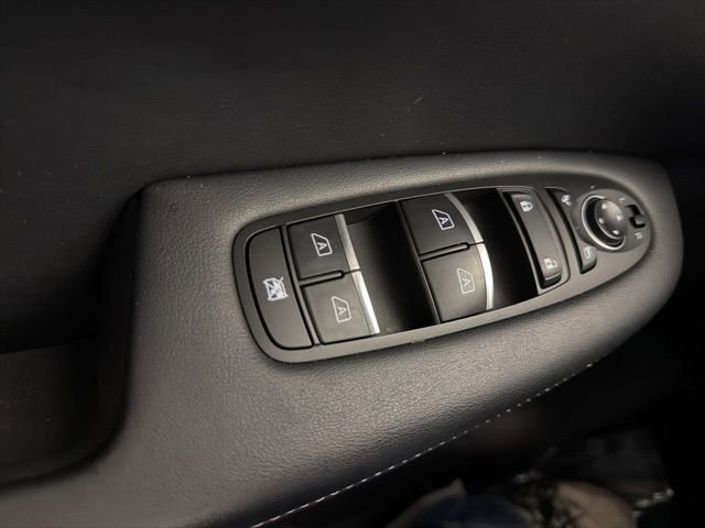 Used 2025 INFINITI QX55 Luxe w/ Cargo Package AWD/4WD image 37
