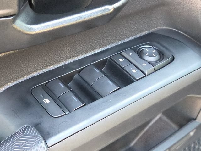 Used 2025 Toyota Tacoma SR5 AWD/4WD image 20
