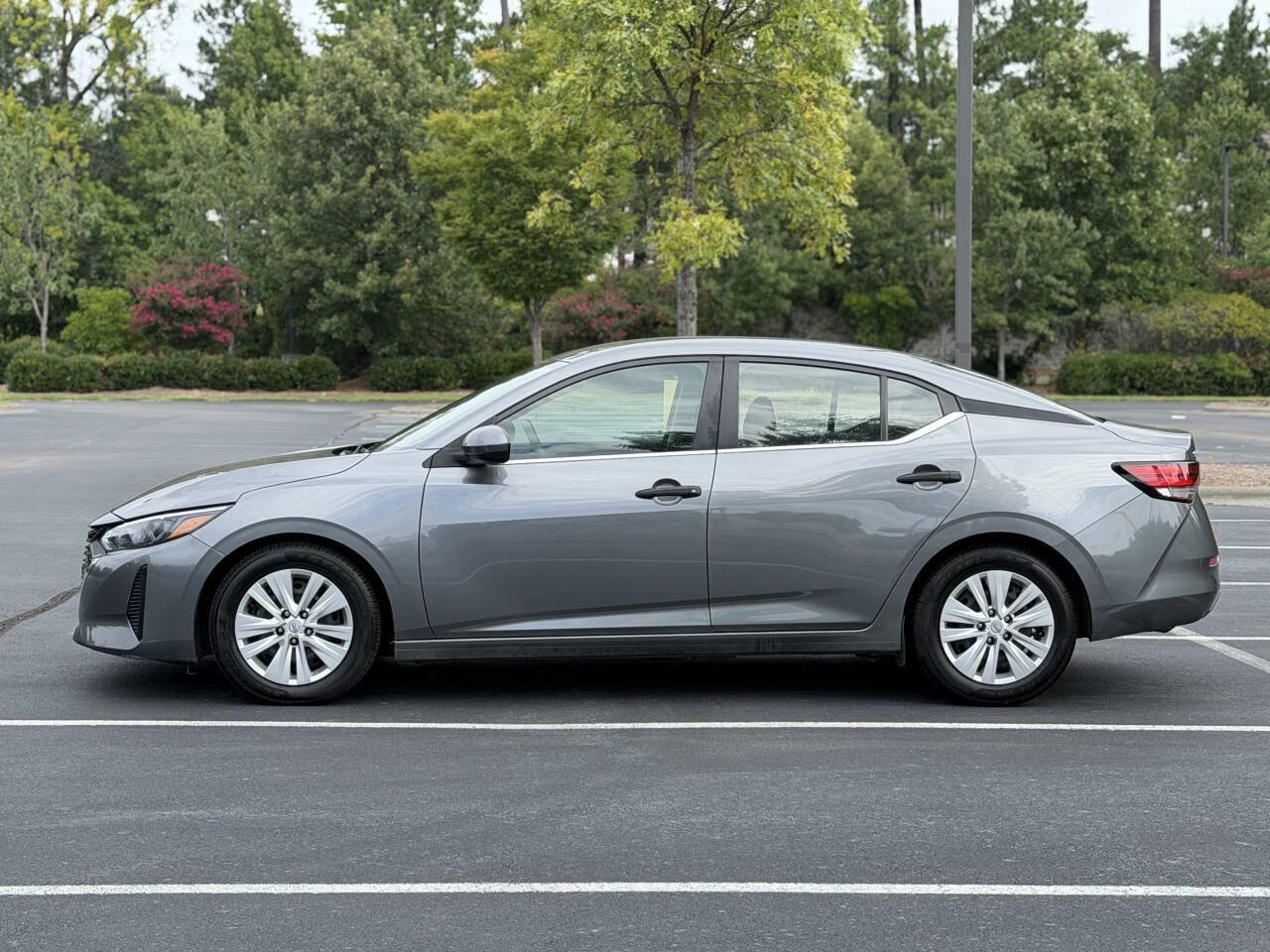 Used 2024 Nissan Sentra S FWD image 4
