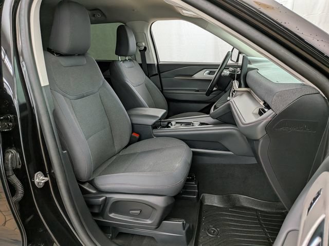 Certified 2025 Ford Explorer Active AWD/4WD image 22