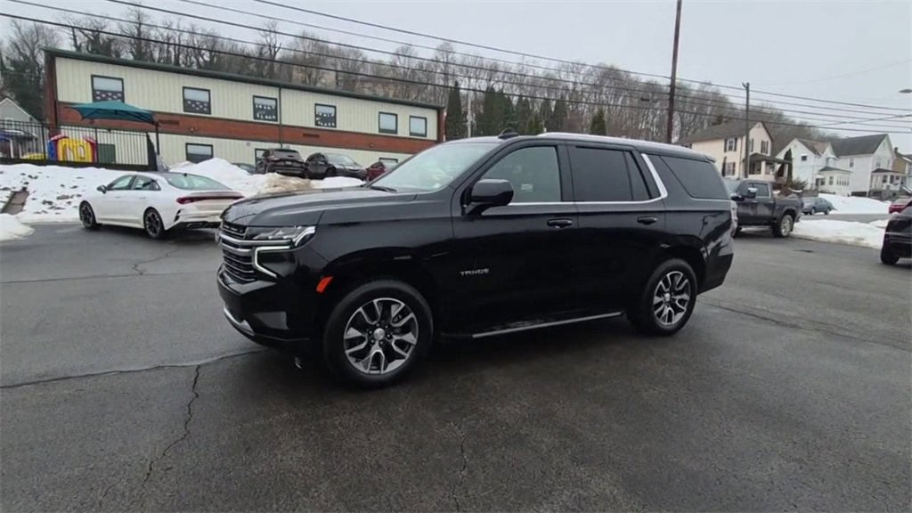 Used 2021 Chevrolet Tahoe LT w/ Rear Media and Nav Package image 6