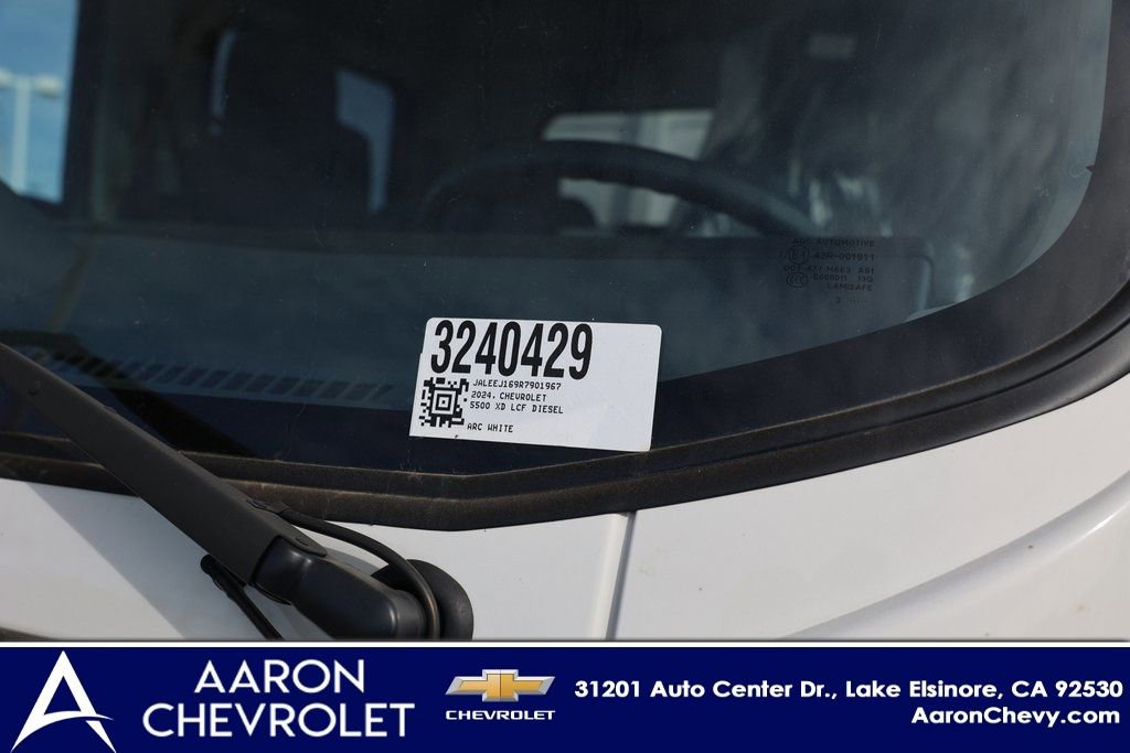 New 2024 Chevrolet Low Cab Forward 5500XD image 30