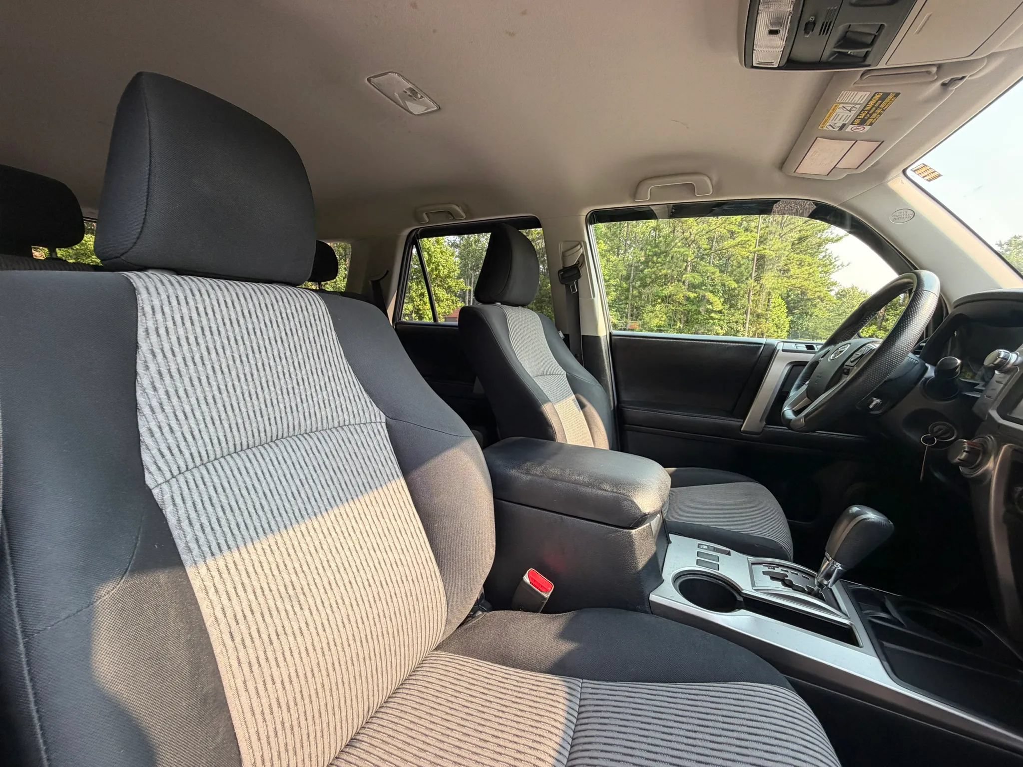 Used 2015 Toyota 4Runner SR5 RWD image 23