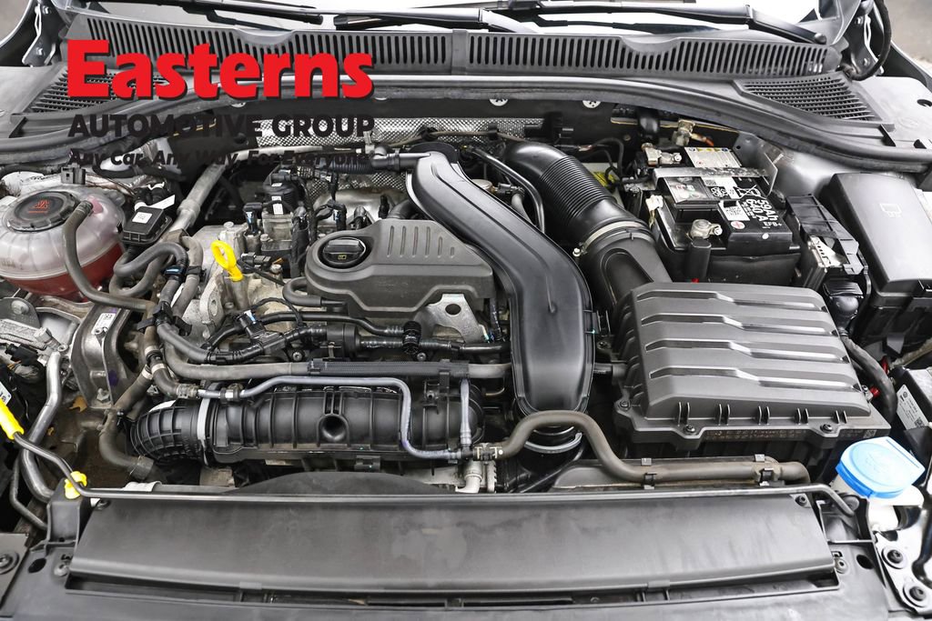 Used 2024 Volkswagen Jetta SE FWD image 7