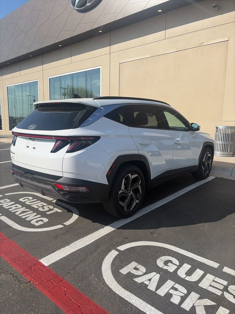 Certified 2023 Hyundai Tucson Limited w/ Cargo Package image 4