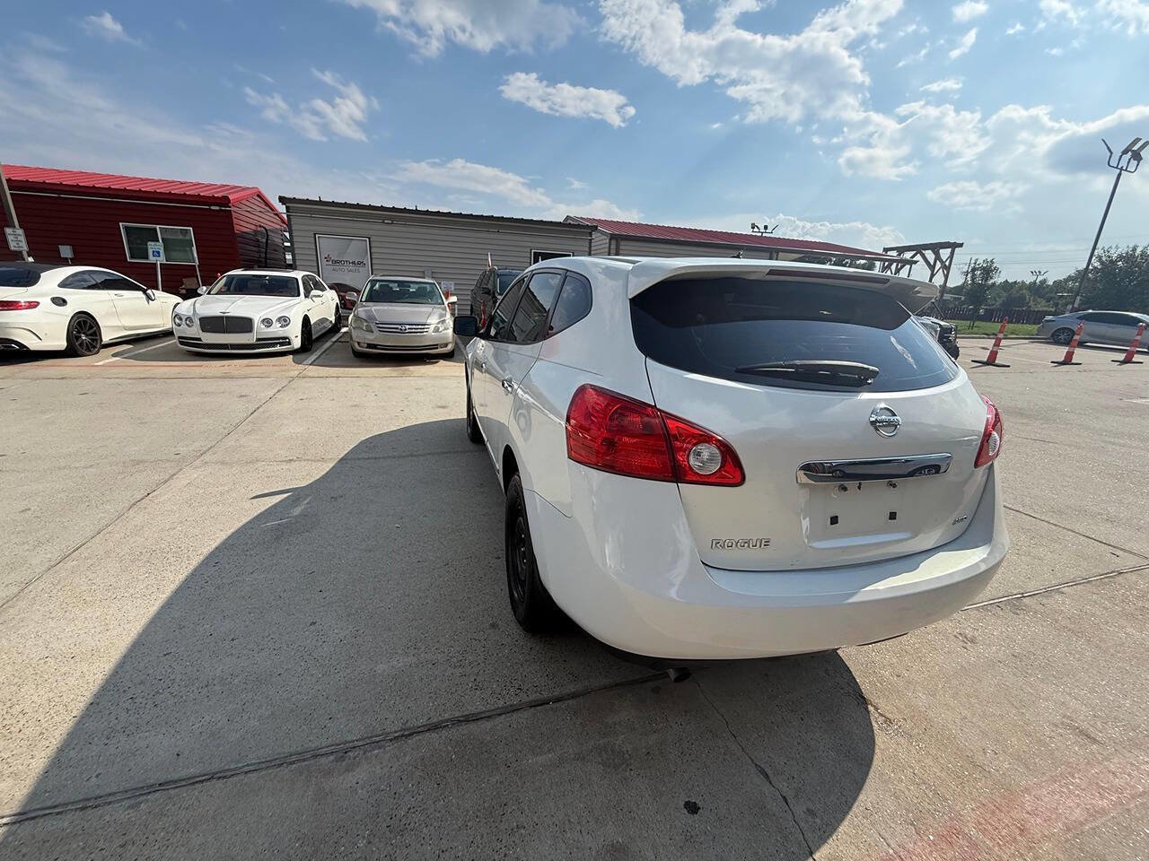Used 2013 Nissan Rogue S image 6