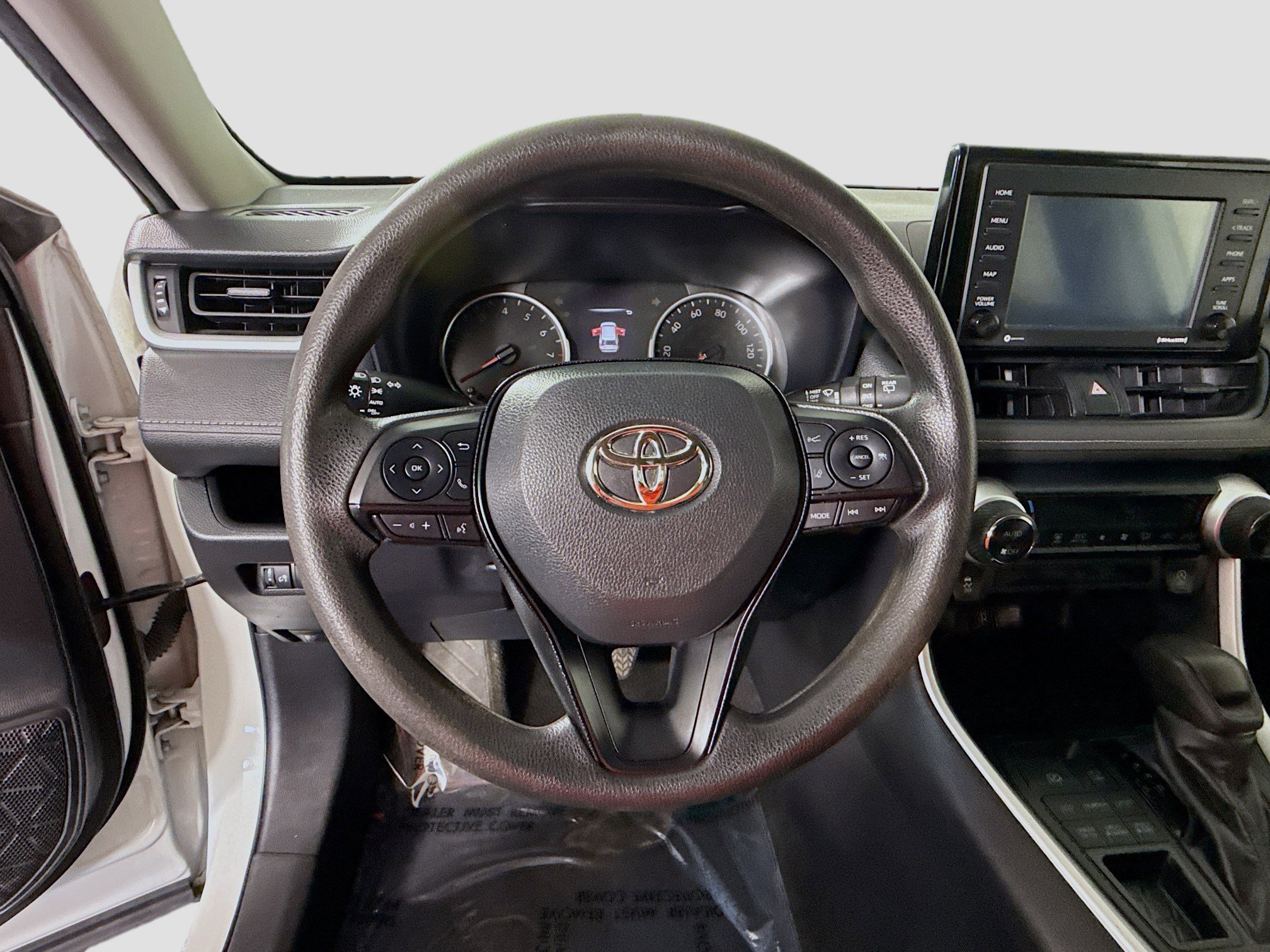 Used 2022 Toyota RAV4 XLE image 13