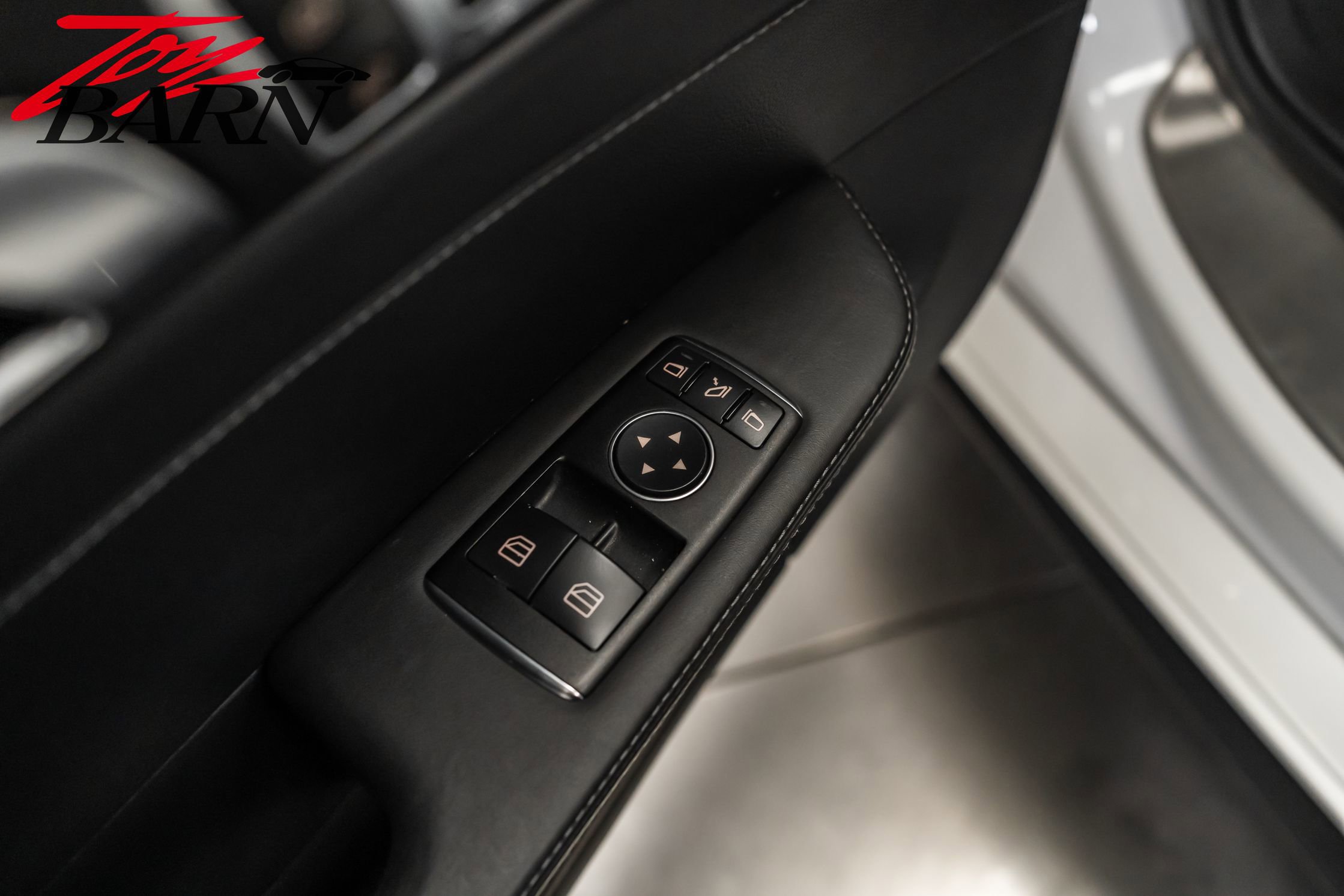 Used 2017 Mercedes-Benz AMG GT Coupe image 23