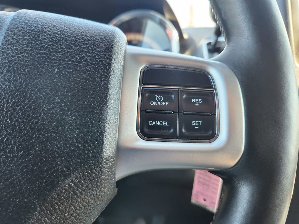 Used 2017 Dodge Grand Caravan GT image 19