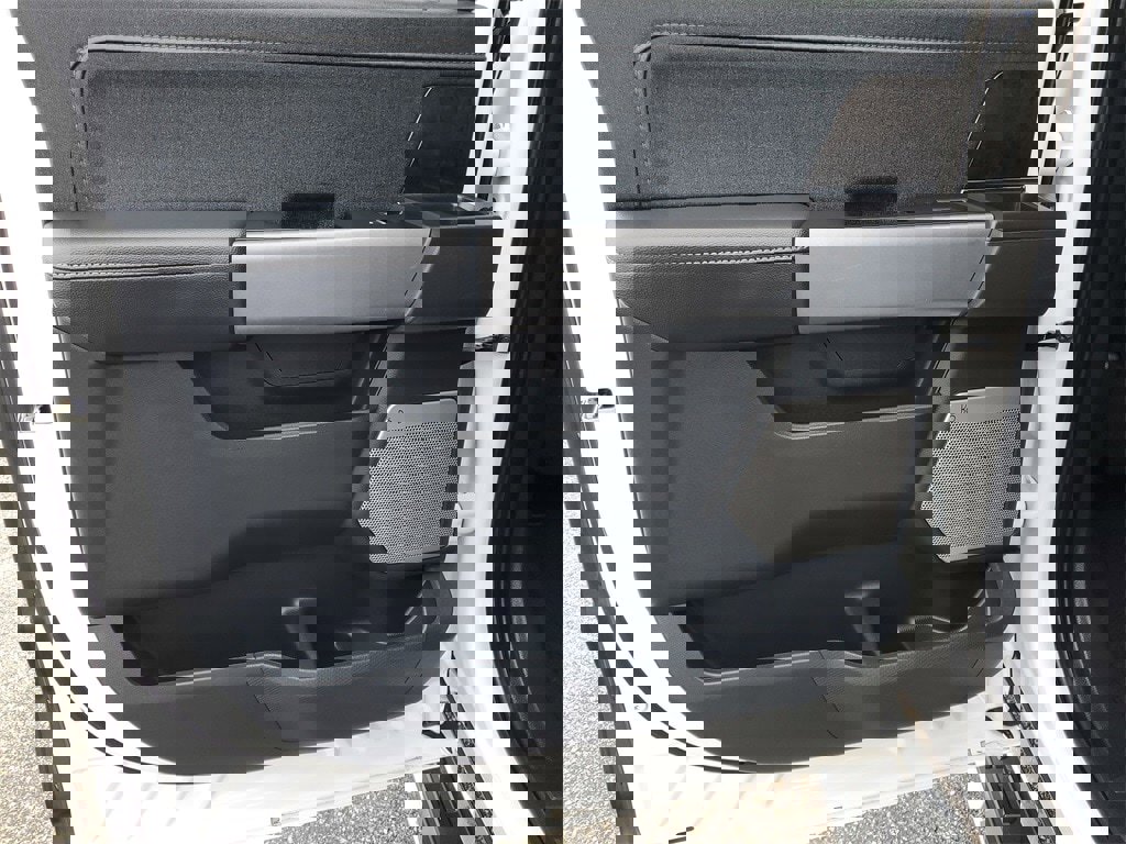 Used 2021 Ford F150 Lariat w/ Equipment Group 501A Mid image 24