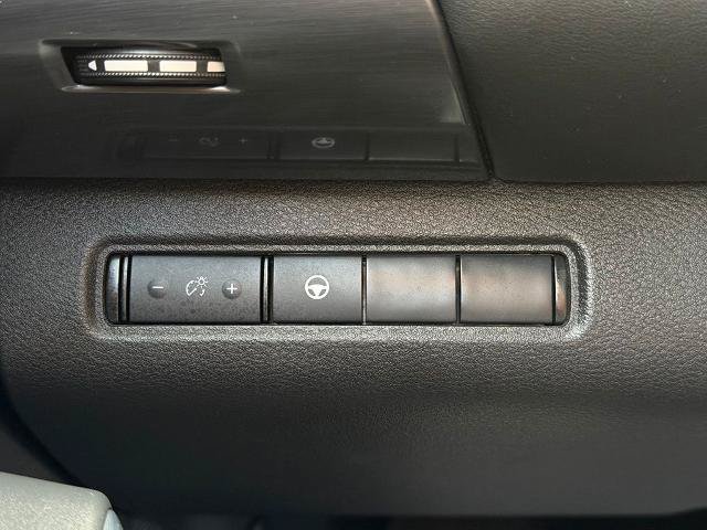 Certified 2024 Nissan Pathfinder Rock Creek AWD/4WD image 26