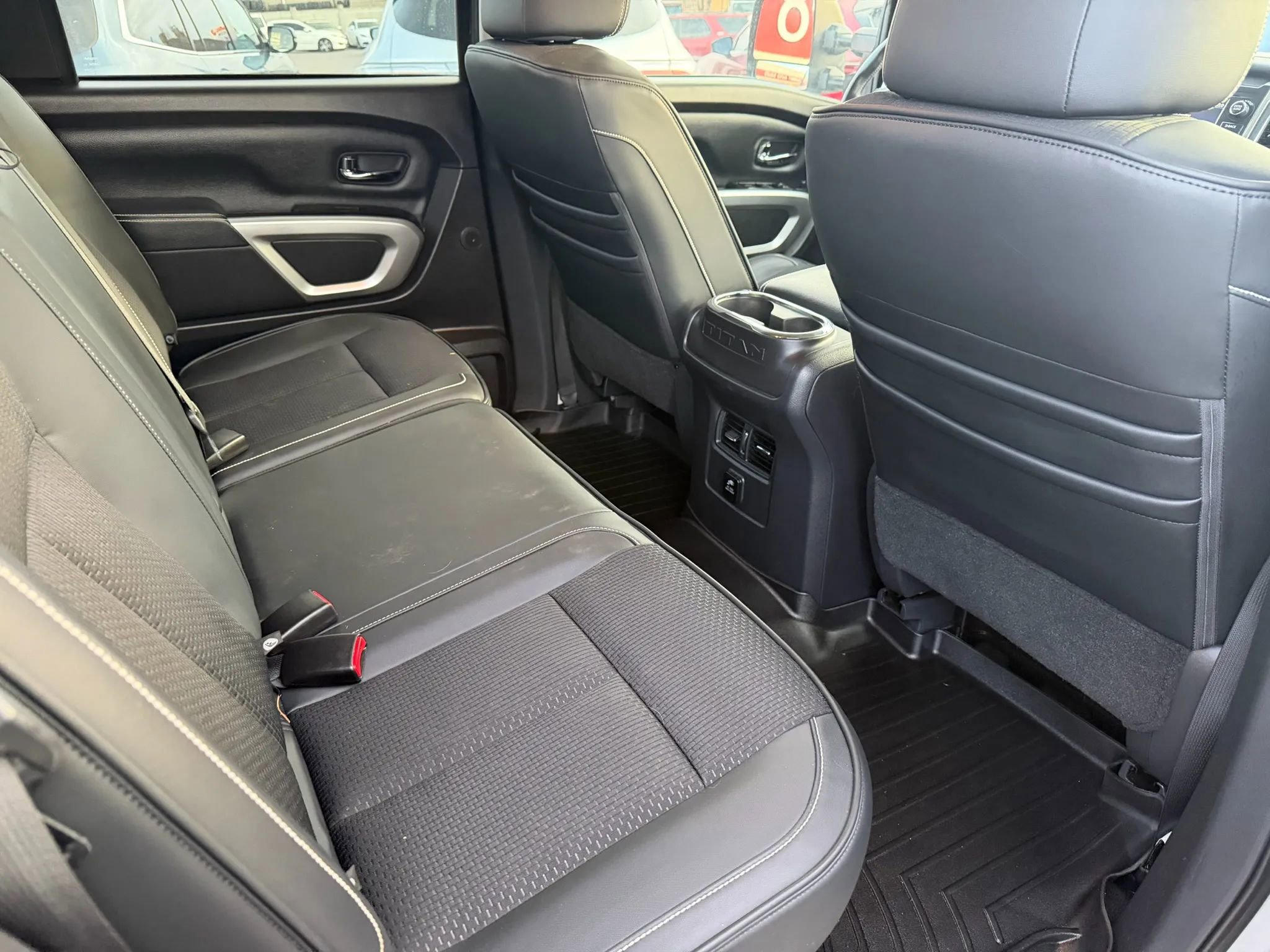 Used 2018 Nissan Titan PRO-4X w/ Pro-4x Utility Package image 22