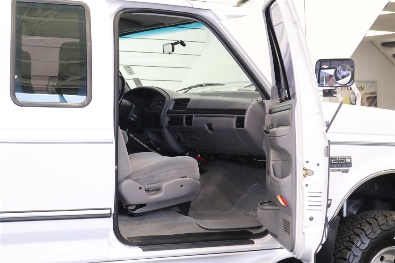 Used 1997 Ford F250 4x4 SuperCab Heavy Duty image 61