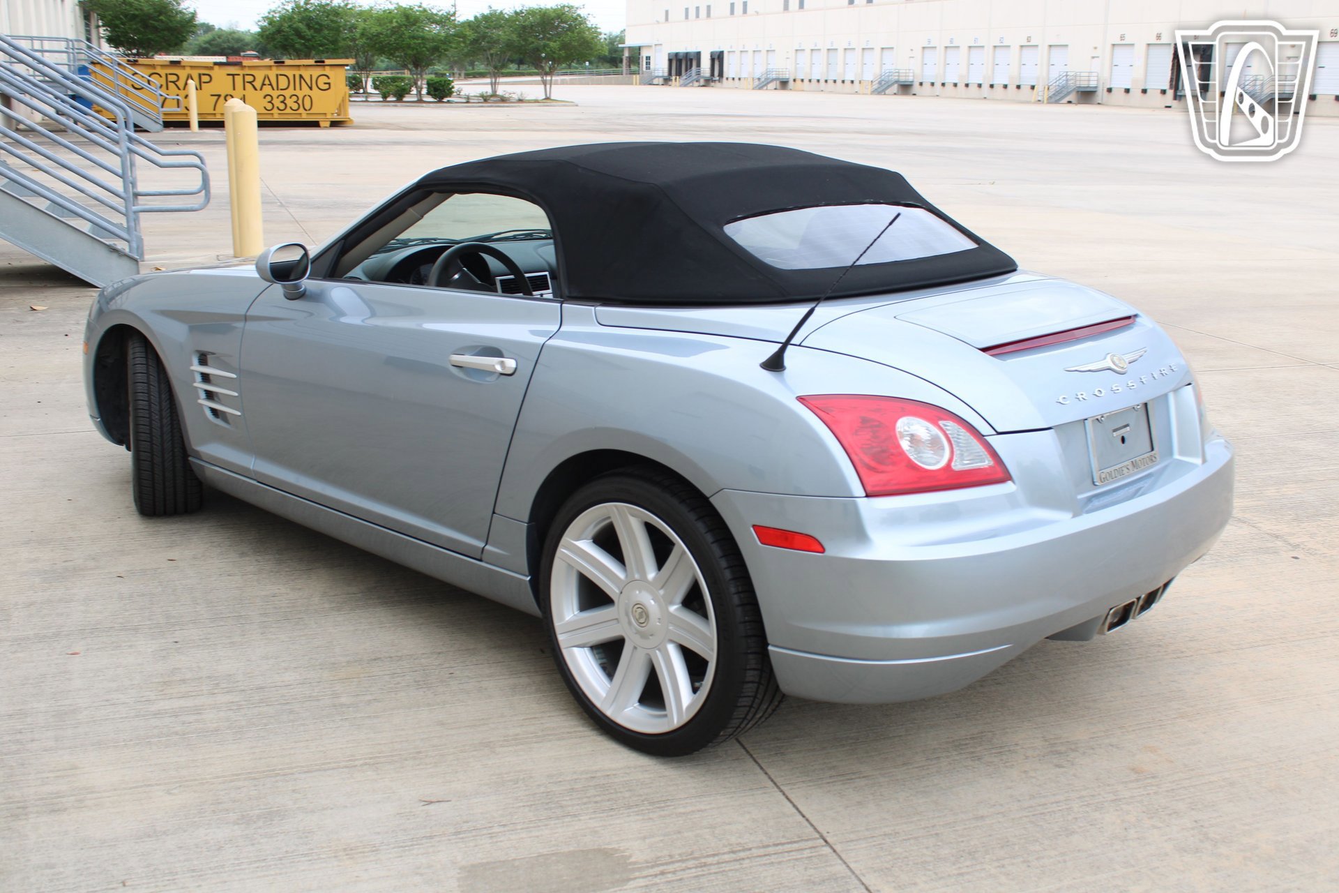 Used 2008 Chrysler Crossfire Limited image 16