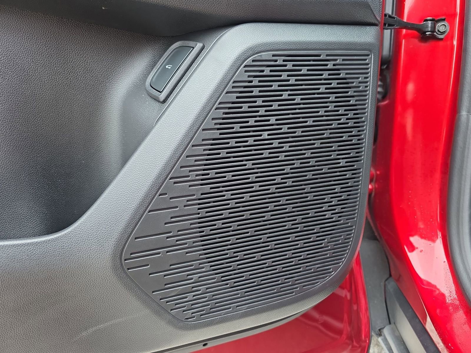 Used 2025 Chevrolet Equinox RS image 17