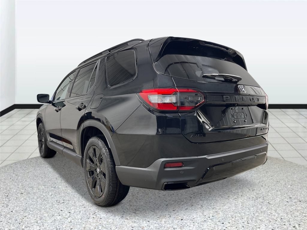 New 2026 Honda Pilot Black Edition image 5