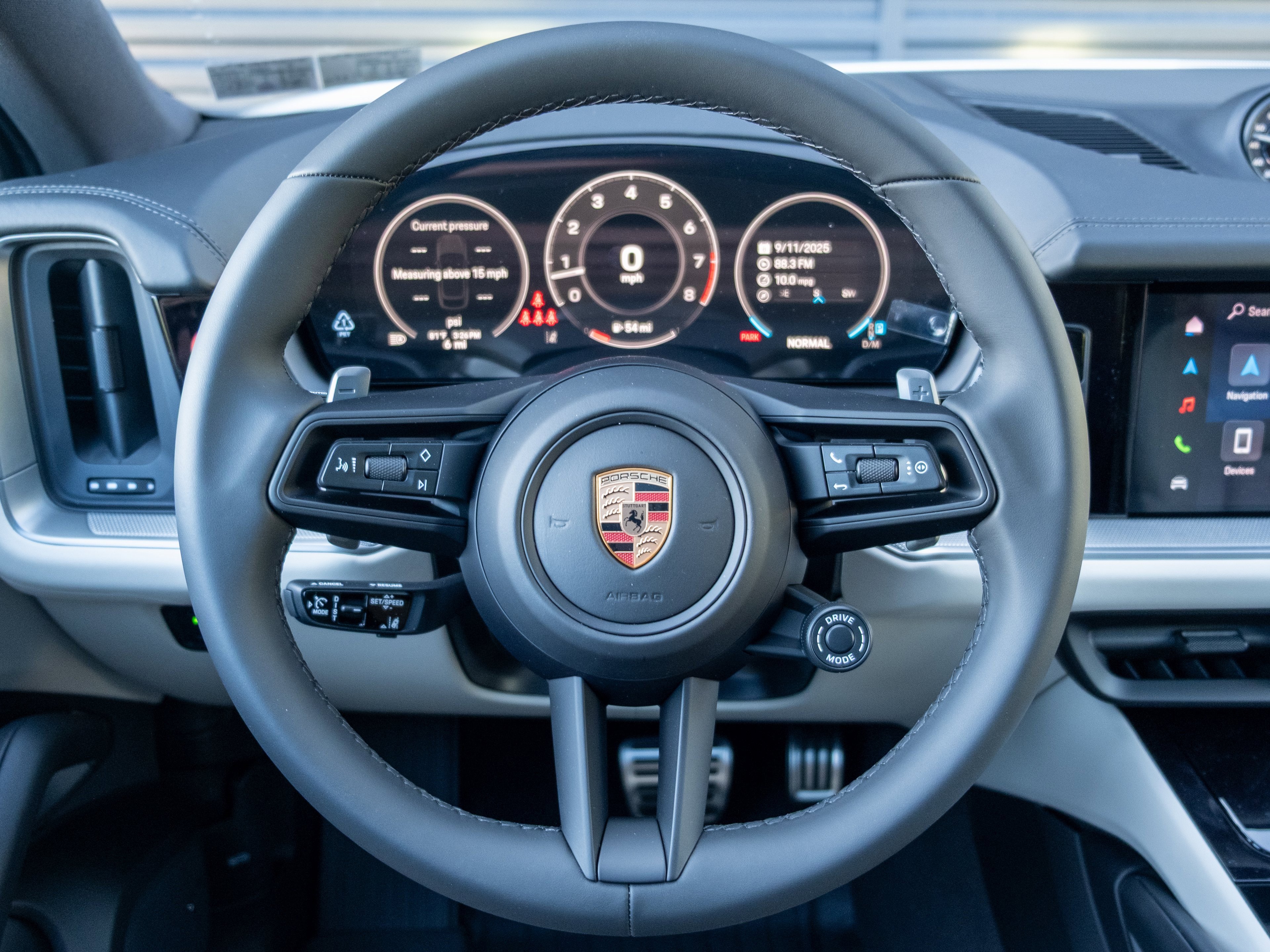 New 2026 Porsche Cayenne S image 6