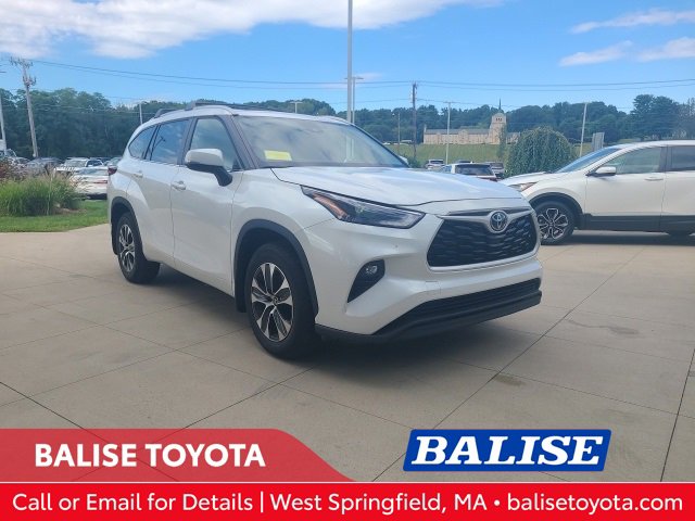 Used 2023 Toyota Highlander XLE