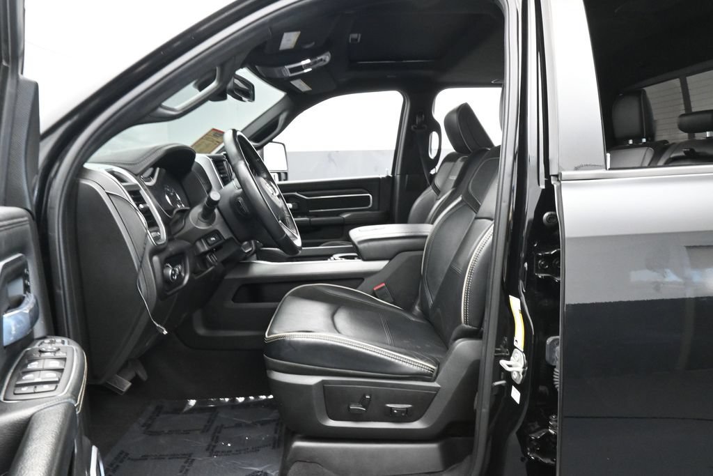 Used 2024 RAM 2500 Laramie w/ Night Edition AWD/4WD image 11