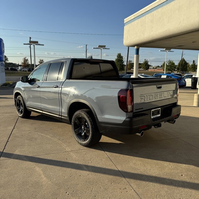 New 2026 Honda Ridgeline Black Edition image 5