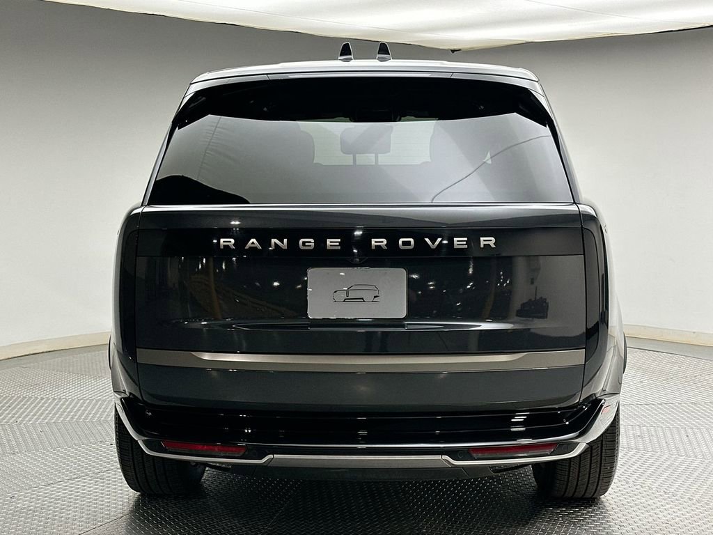 Certified 2025 Land Rover Range Rover SE AWD/4WD image 12